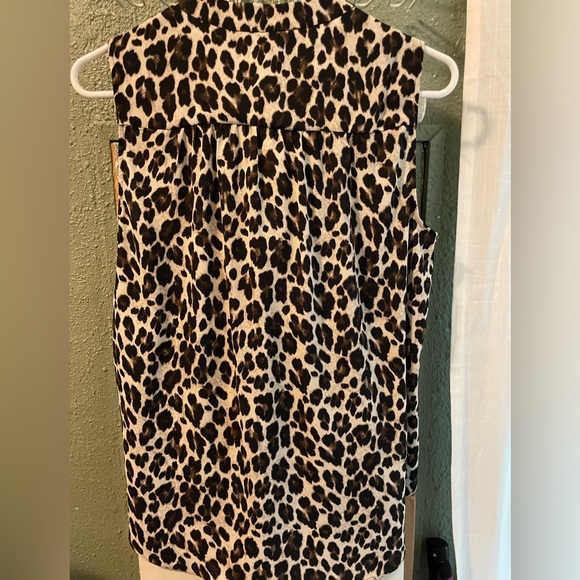 Vince Camuto Size Small NWT Sleeveless Leopard Print Sheer Top - Picture 4 of 6